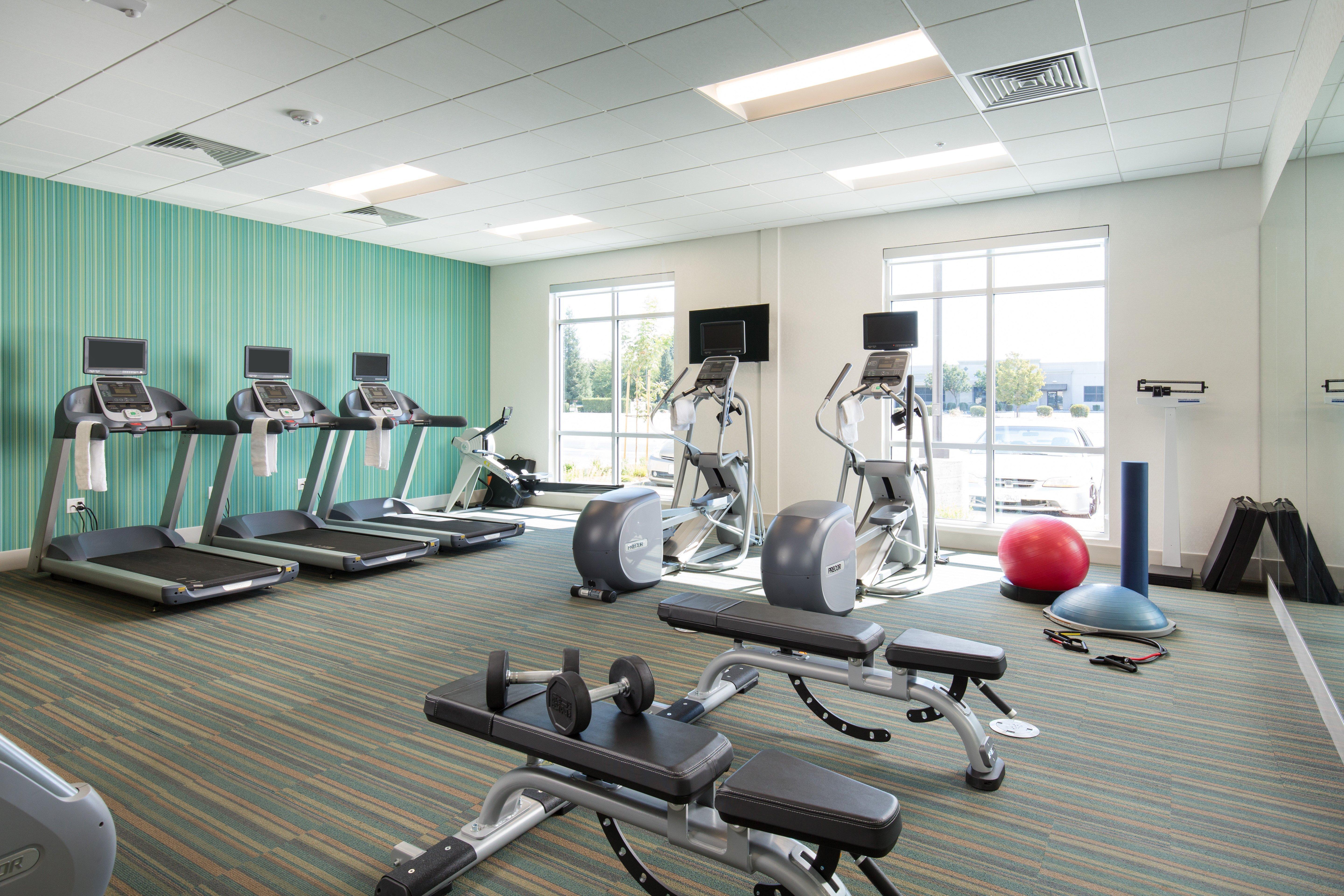 Holiday Inn Express Visalia-Sequoia Gateway Area By Ihg Exterior foto
